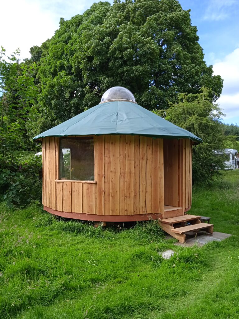 solid-yurt-1